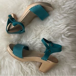 Bryr Clogs in Rachel Sandal